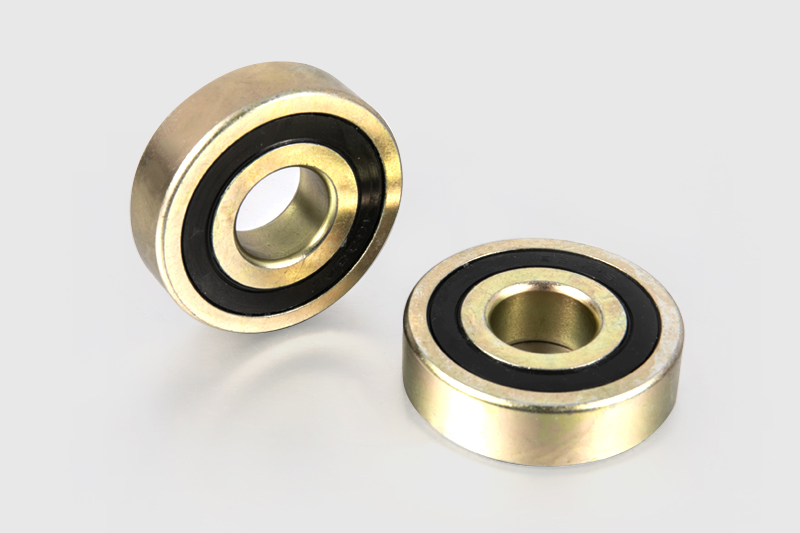 How does the Series 1600 Chrome Steel Deep Groove Ball Bearing perform in high-temperature environments?